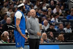 基德:我们的伤员都在努力恢复 欧文急切想帮助球队 浓眉也是如此